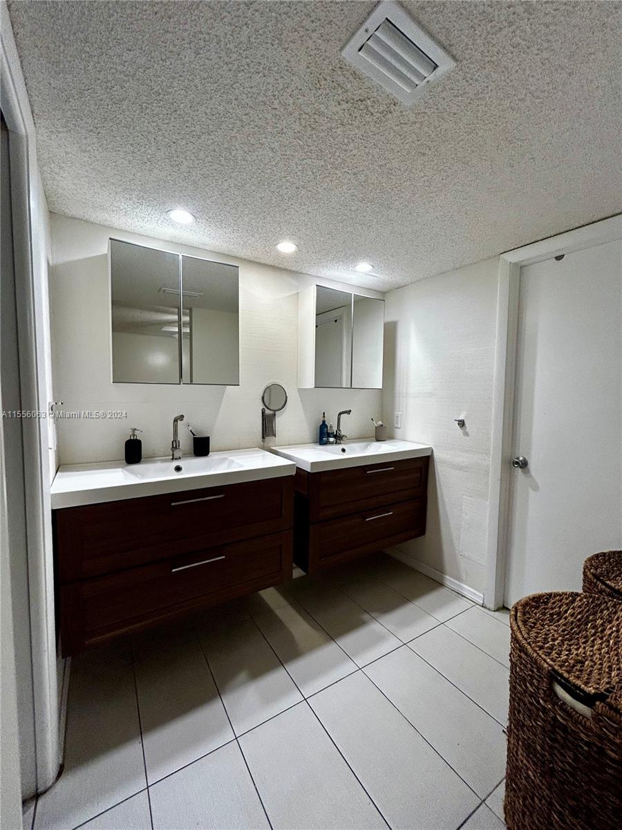 8020 Hampton Blvd 209, North Lauderdale, Florida 33068, 2 Bedrooms Bedrooms, ,2 BathroomsBathrooms,Residential,For Sale,8020 Hampton Blvd 209,A11556063