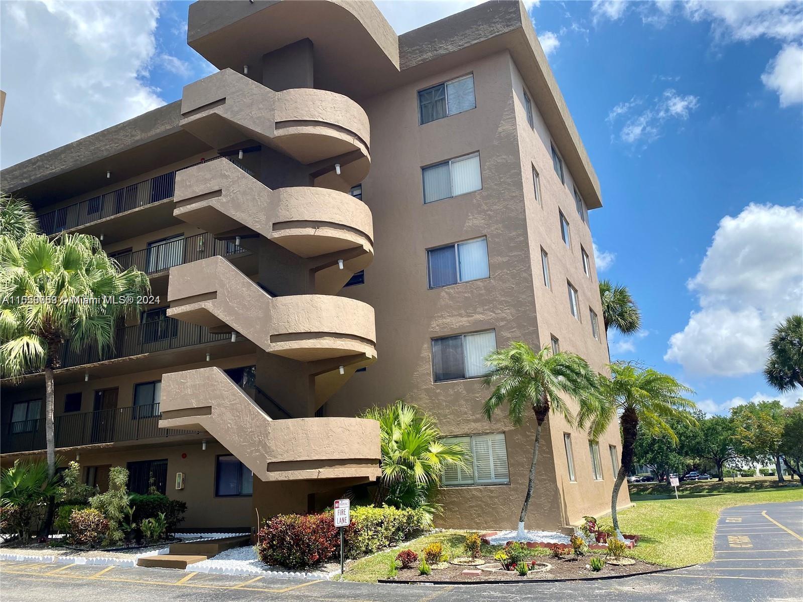 8020 Hampton Blvd 209, North Lauderdale, Florida 33068, 2 Bedrooms Bedrooms, ,2 BathroomsBathrooms,Residential,For Sale,8020 Hampton Blvd 209,A11556063