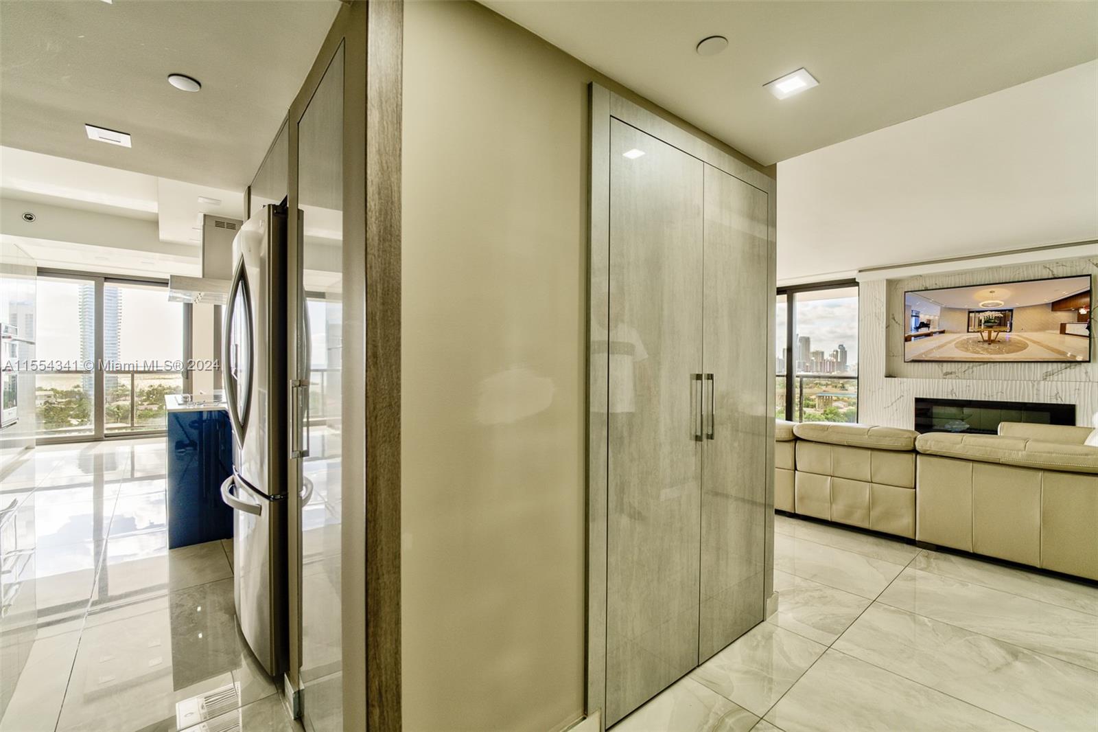 19667 Turnberry Way 15K, Aventura, Florida 33180, 2 Bedrooms Bedrooms, ,2 BathroomsBathrooms,Residential,For Sale,19667 Turnberry Way 15K,A11554341