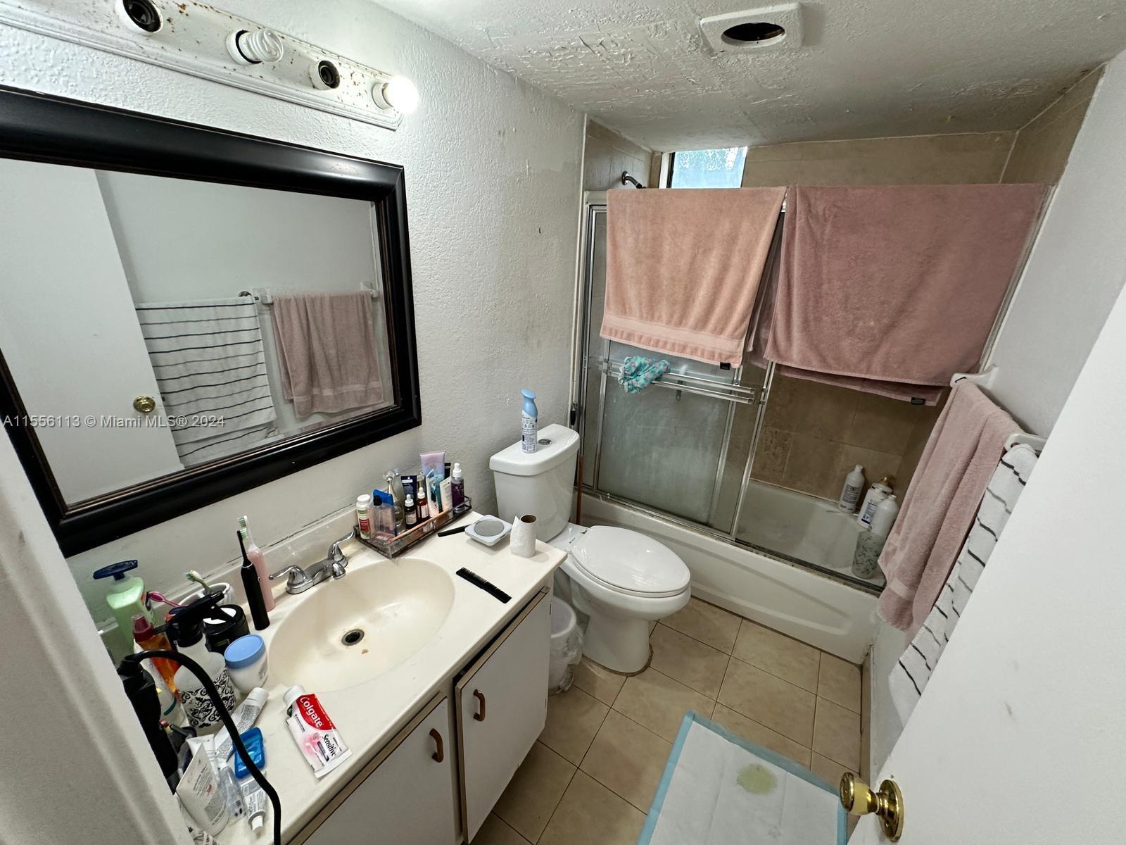 4550 NW 9th St 101E, Miami, Florida 33126, 2 Bedrooms Bedrooms, ,1 BathroomBathrooms,Residential,For Sale,4550 NW 9th St 101E,A11556113