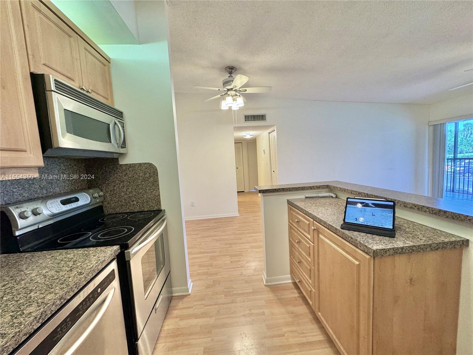 10715 W Clairmont Cir 212, Tamarac, Florida 33321, 2 Bedrooms Bedrooms, ,2 BathroomsBathrooms,Residential,For Sale,10715 W Clairmont Cir 212,A11554350