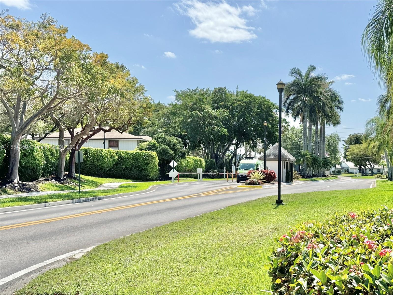 10715 W Clairmont Cir 212, Tamarac, Florida 33321, 2 Bedrooms Bedrooms, ,2 BathroomsBathrooms,Residential,For Sale,10715 W Clairmont Cir 212,A11554350