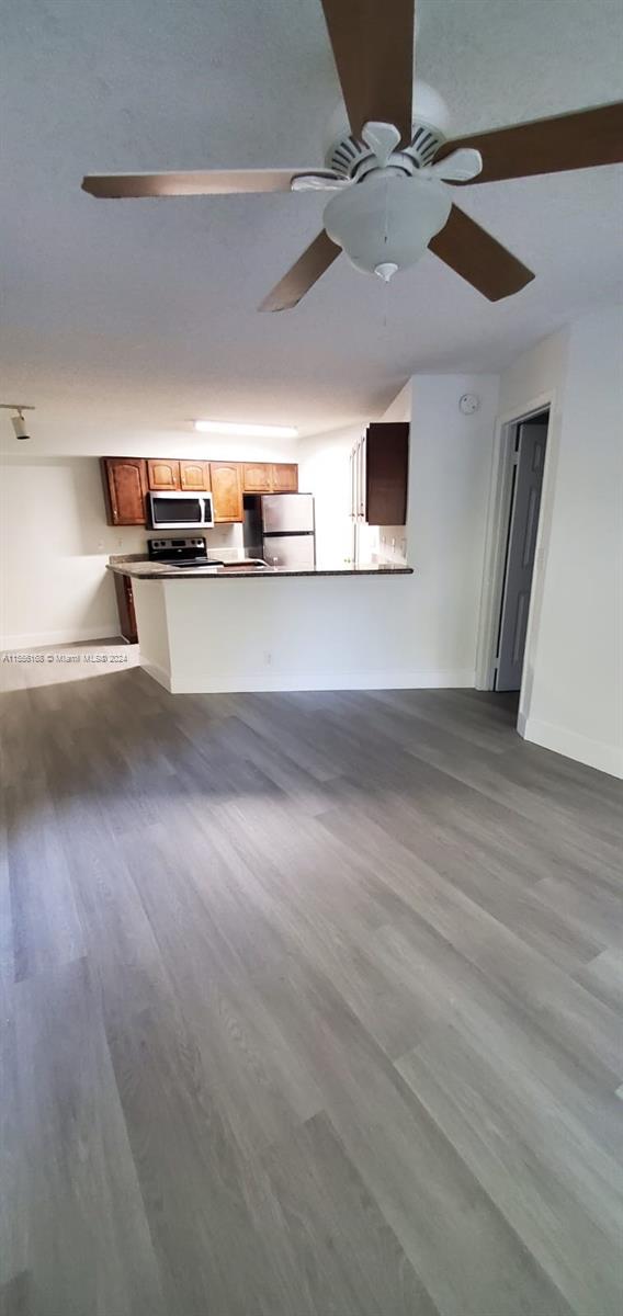 9999 Summerbreeze Dr 904, Sunrise, Florida 33322, 2 Bedrooms Bedrooms, ,2 BathroomsBathrooms,Residentiallease,For Rent,9999 Summerbreeze Dr 904,A11556168