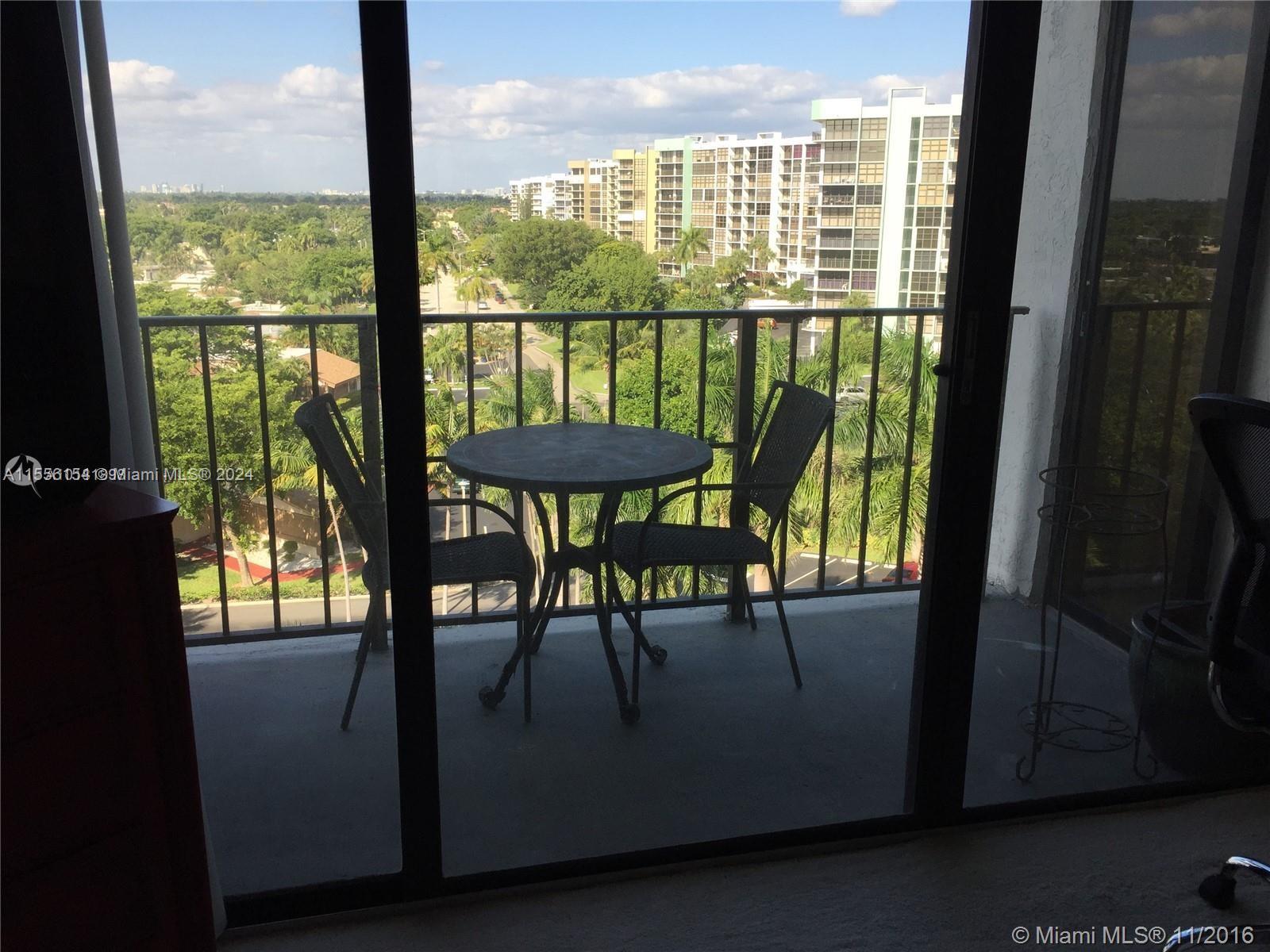 200 Leslie Dr 827, Hallandale Beach, Florida 33009, 1 Bedroom Bedrooms, ,1 BathroomBathrooms,Residential,For Sale,200 Leslie Dr 827,A11556154