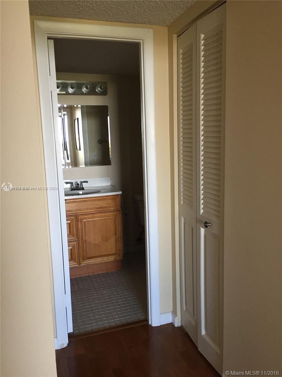 200 Leslie Dr 827, Hallandale Beach, Florida 33009, 1 Bedroom Bedrooms, ,1 BathroomBathrooms,Residential,For Sale,200 Leslie Dr 827,A11556154