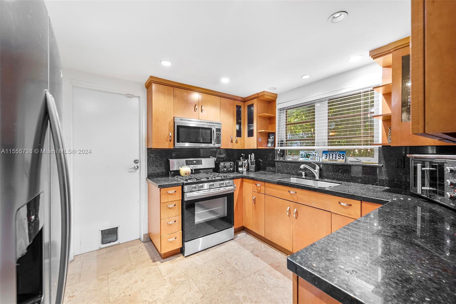 3440 N Meridian Ave, Miami Beach, Florida 33140, 4 Bedrooms Bedrooms, ,3 BathroomsBathrooms,Residential,For Sale,3440 N Meridian Ave,A11555738