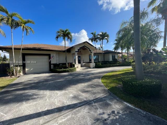 10375 SW 111th St 0, Miami, Florida 33176, 5 Bedrooms Bedrooms, ,3 BathroomsBathrooms,Residentiallease,For Rent,10375 SW 111th St 0,A11556182