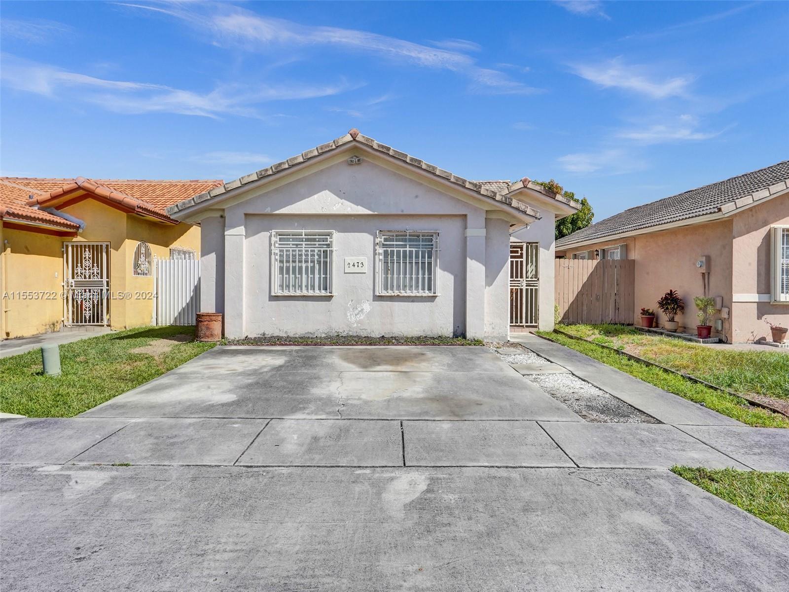 2473 W 72nd Pl, Hialeah, Florida 33016, 3 Bedrooms Bedrooms, ,2 BathroomsBathrooms,Residential,For Sale,2473 W 72nd Pl,A11553722