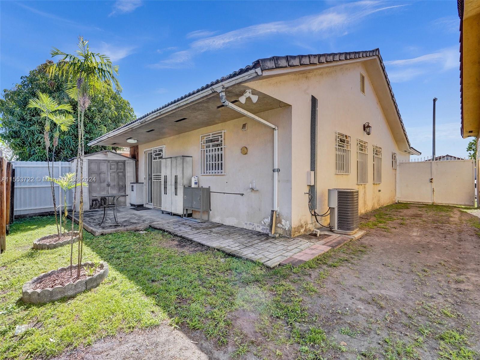 2473 W 72nd Pl, Hialeah, Florida 33016, 3 Bedrooms Bedrooms, ,2 BathroomsBathrooms,Residential,For Sale,2473 W 72nd Pl,A11553722