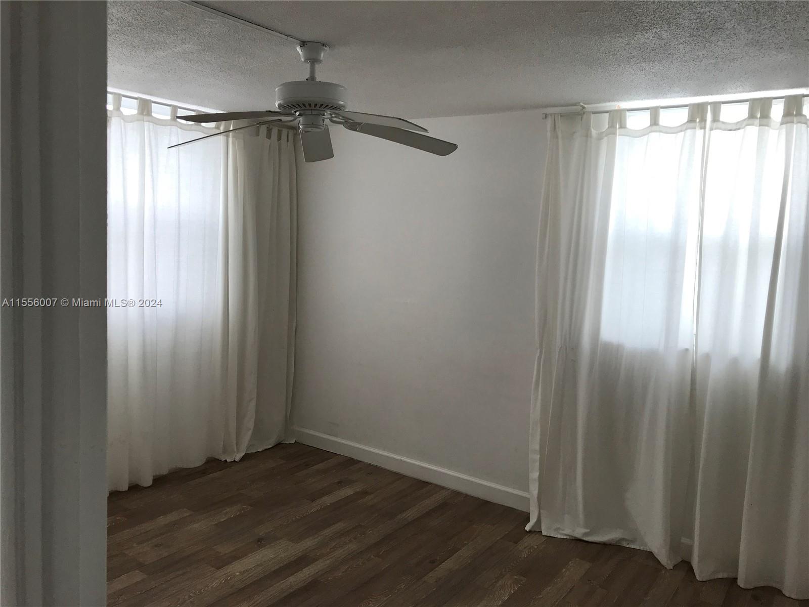 401 Ocean Drive 401, Miami Beach, Florida 33139, 1 Bedroom Bedrooms, ,1 BathroomBathrooms,Residential,For Sale,401 Ocean Drive 401,A11556007