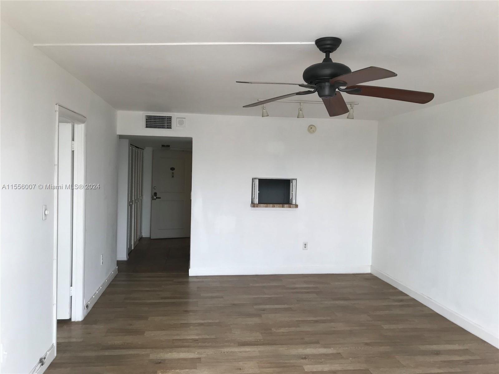 401 Ocean Drive 401, Miami Beach, Florida 33139, 1 Bedroom Bedrooms, ,1 BathroomBathrooms,Residential,For Sale,401 Ocean Drive 401,A11556007