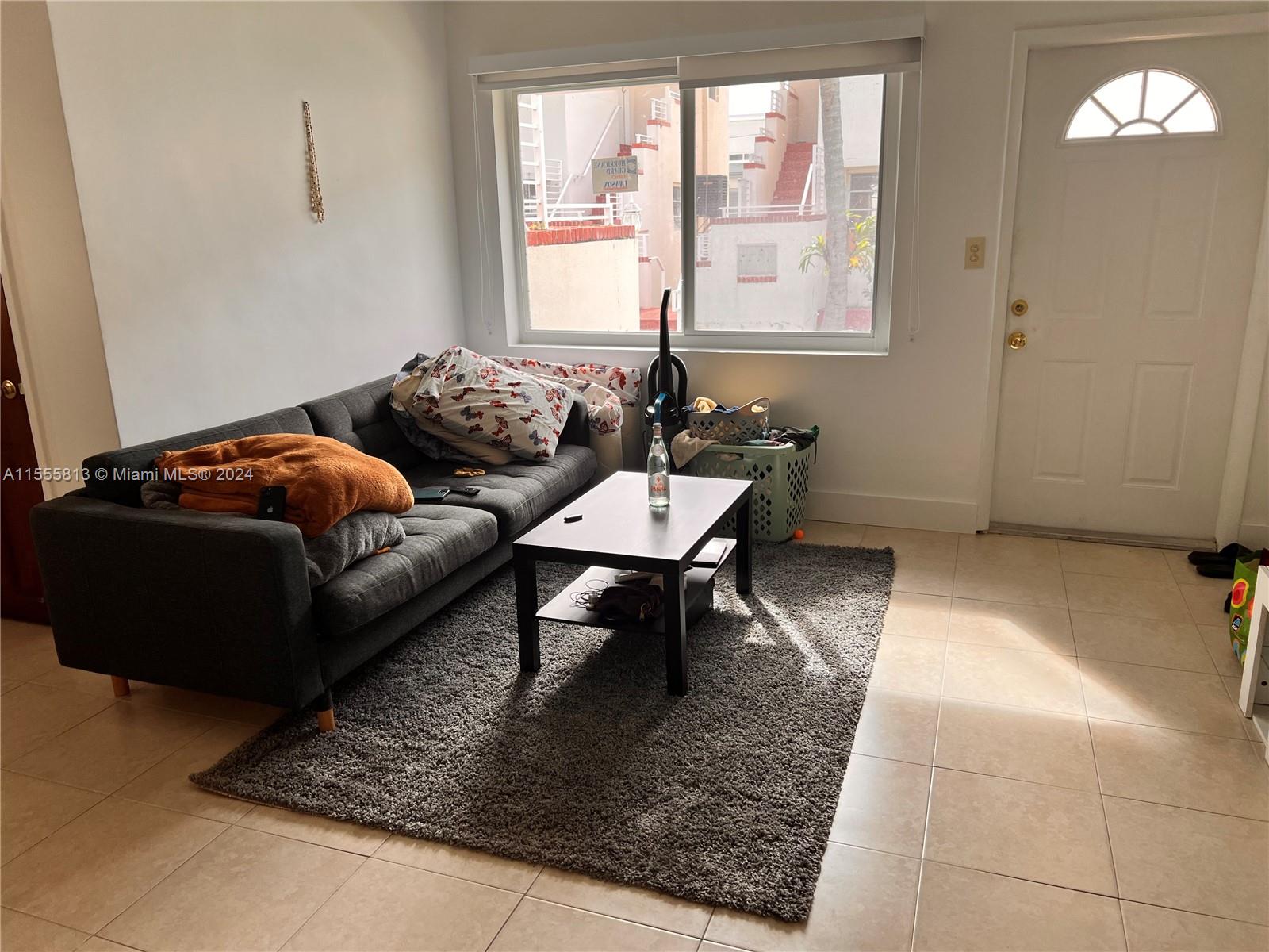1195 Marseille Dr 5, Miami Beach, Florida 33141, 1 Bedroom Bedrooms, ,1 BathroomBathrooms,Residential,For Sale,1195 Marseille Dr 5,A11555813
