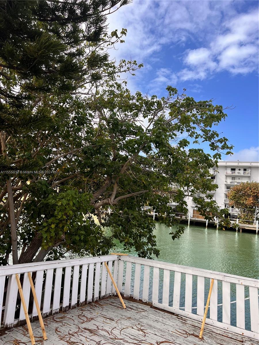 1195 Marseille Dr 5, Miami Beach, Florida 33141, 1 Bedroom Bedrooms, ,1 BathroomBathrooms,Residential,For Sale,1195 Marseille Dr 5,A11555813