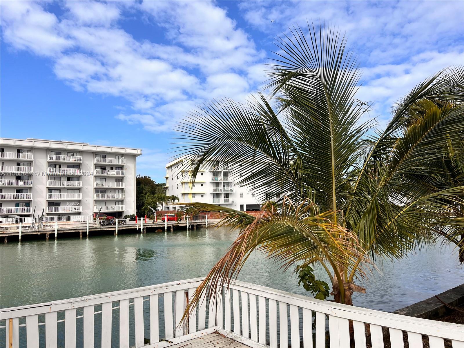 1195 Marseille Dr 5, Miami Beach, Florida 33141, 1 Bedroom Bedrooms, ,1 BathroomBathrooms,Residential,For Sale,1195 Marseille Dr 5,A11555813