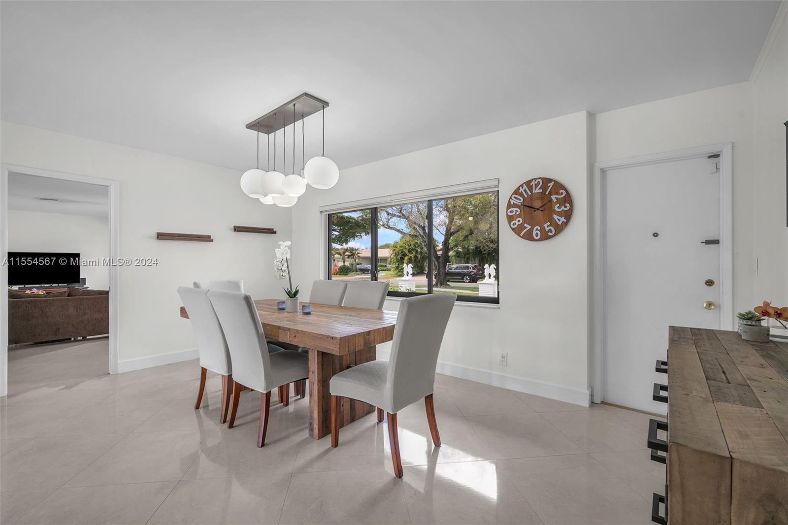 3340 N Hills Dr, Hollywood, Florida 33021, 3 Bedrooms Bedrooms, ,2 BathroomsBathrooms,Residential,For Sale,3340 N Hills Dr,A11554567