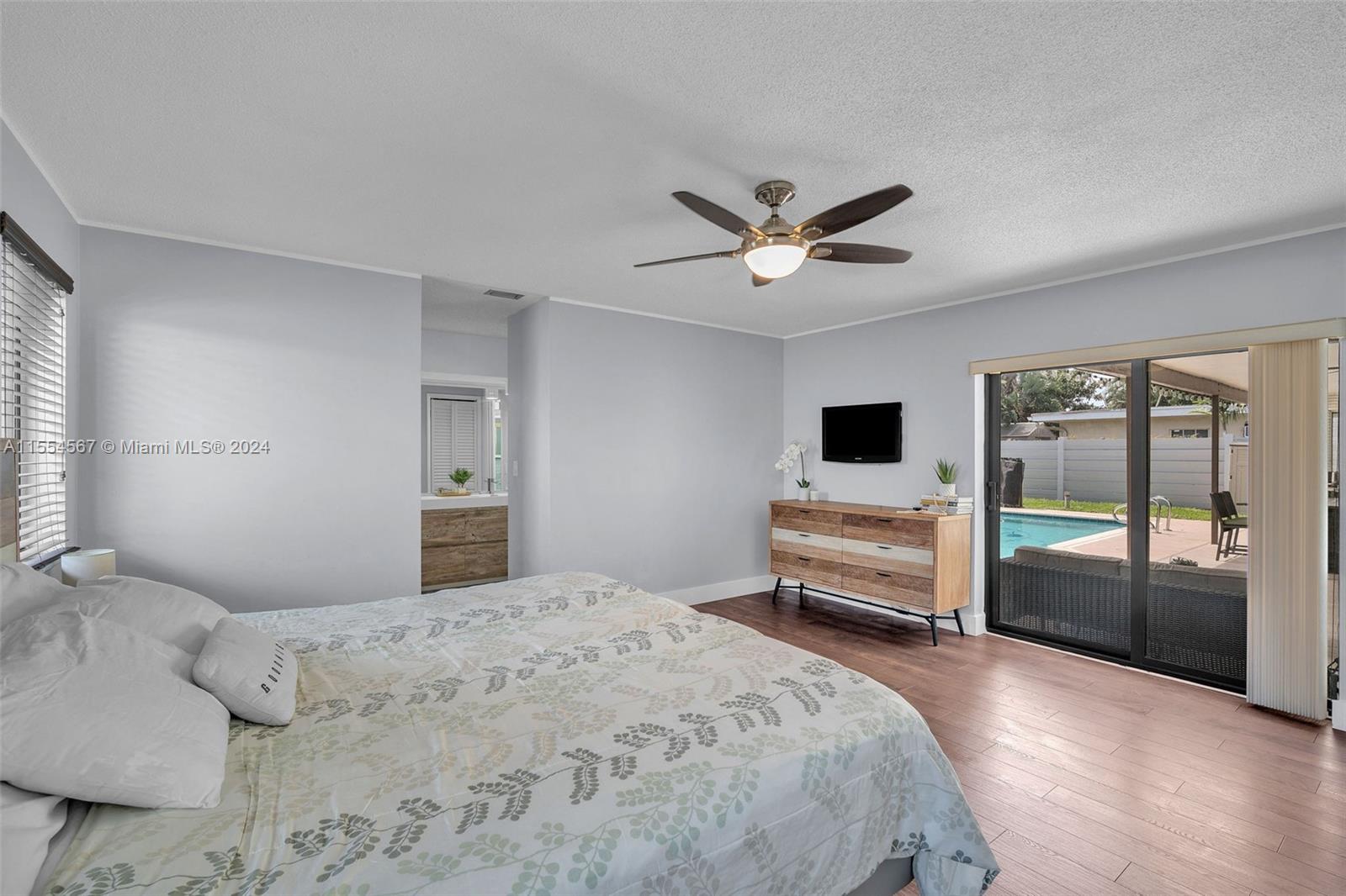 3340 N Hills Dr, Hollywood, Florida 33021, 3 Bedrooms Bedrooms, ,2 BathroomsBathrooms,Residential,For Sale,3340 N Hills Dr,A11554567