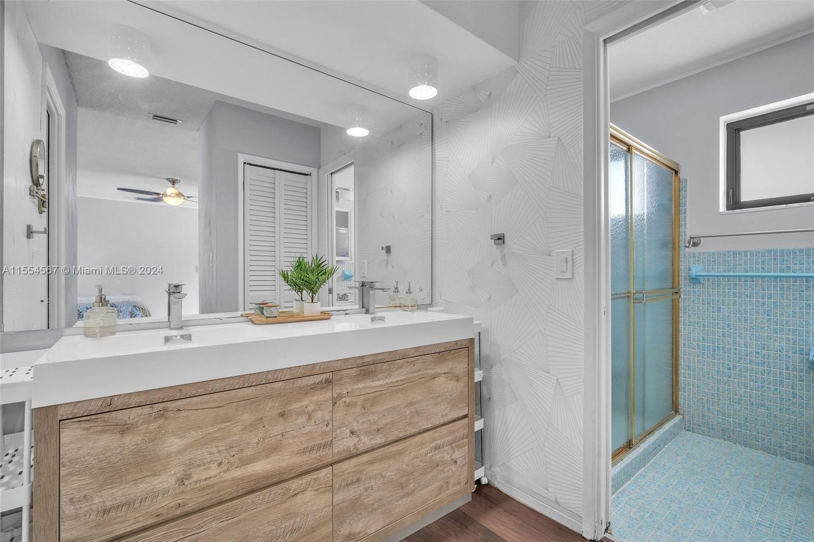 3340 N Hills Dr, Hollywood, Florida 33021, 3 Bedrooms Bedrooms, ,2 BathroomsBathrooms,Residential,For Sale,3340 N Hills Dr,A11554567