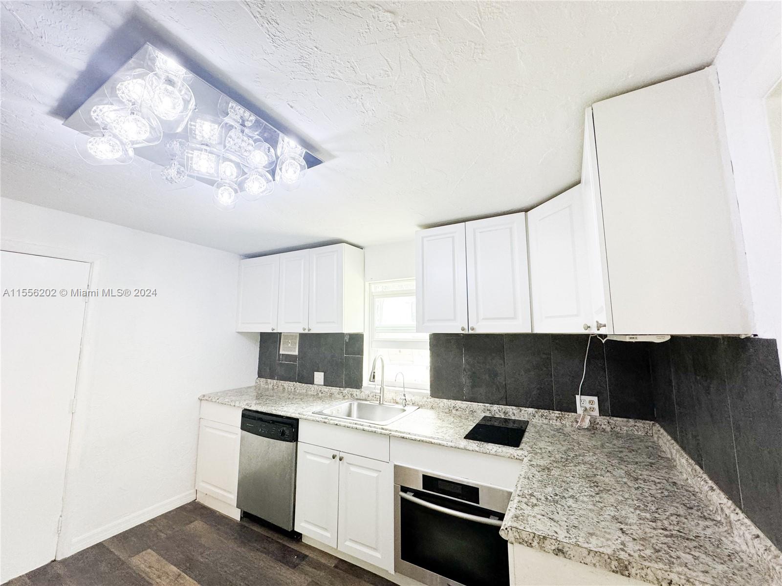 713 SW 7th St, Dania Beach, Florida 33004, 3 Bedrooms Bedrooms, ,1 BathroomBathrooms,Residential,For Sale,713 SW 7th St,A11556202