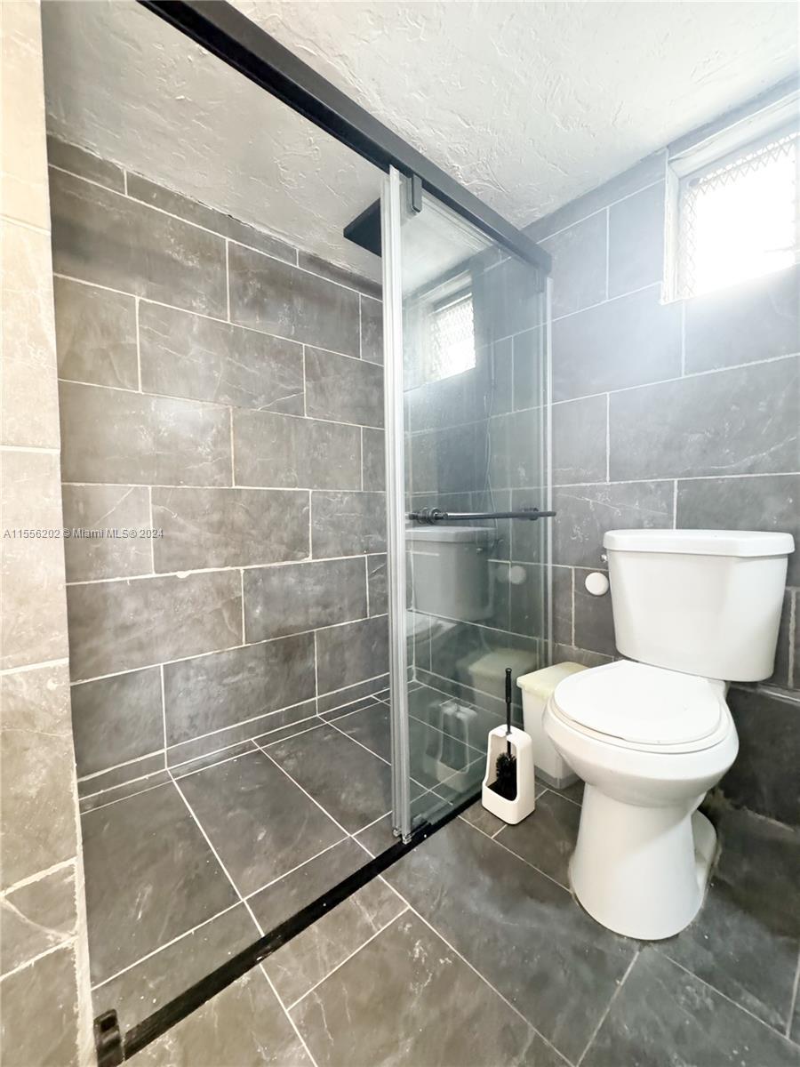 713 SW 7th St, Dania Beach, Florida 33004, 3 Bedrooms Bedrooms, ,1 BathroomBathrooms,Residential,For Sale,713 SW 7th St,A11556202