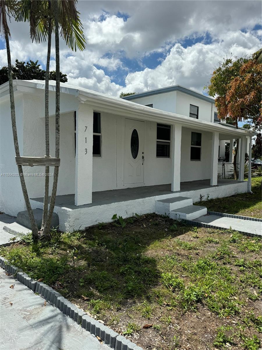 713 SW 7th St, Dania Beach, Florida 33004, 3 Bedrooms Bedrooms, ,1 BathroomBathrooms,Residential,For Sale,713 SW 7th St,A11556202