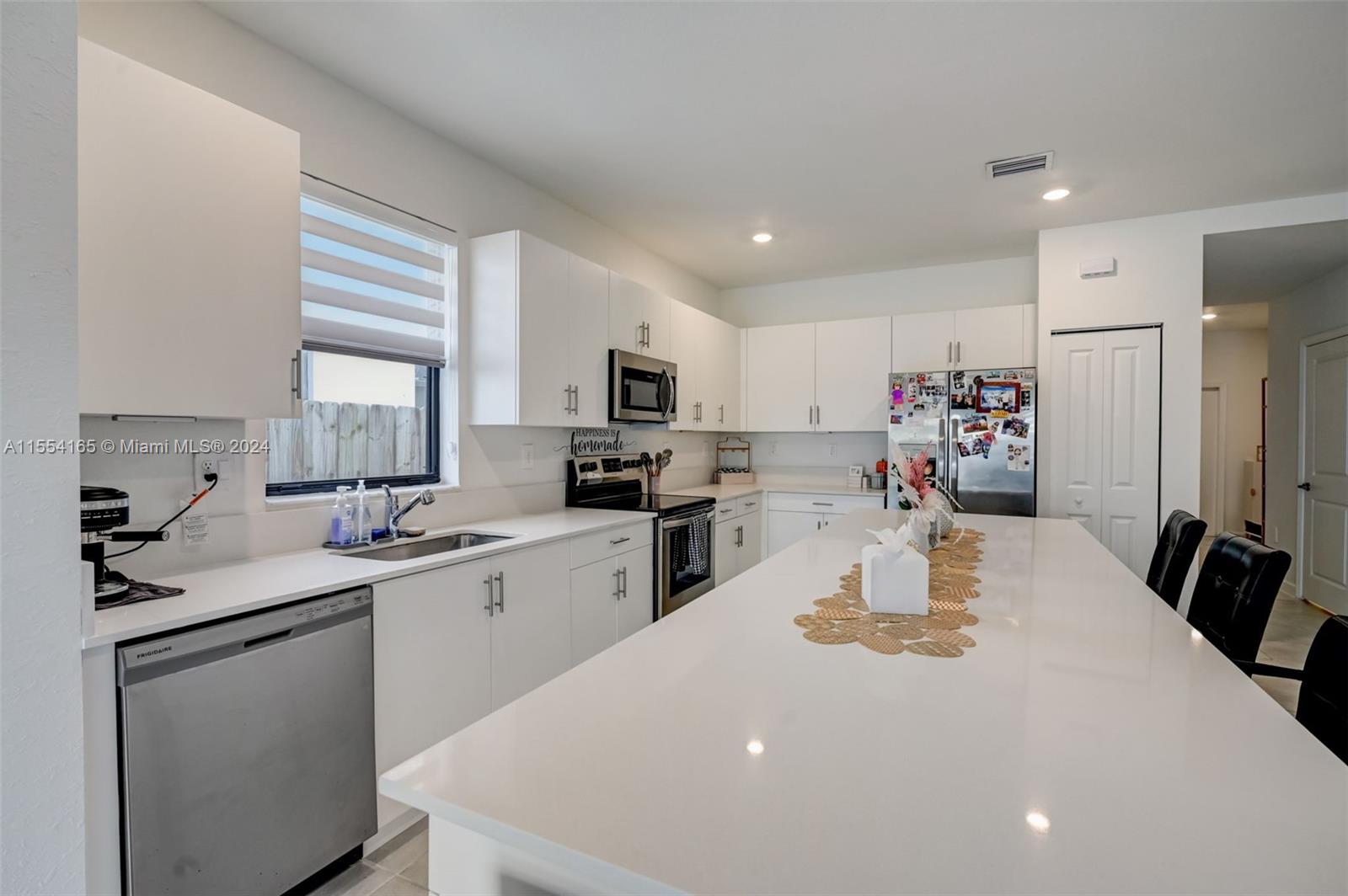 25416 SW 108th Ave, Homestead, Florida 33032, 4 Bedrooms Bedrooms, ,3 BathroomsBathrooms,Residential,For Sale,25416 SW 108th Ave,A11554165