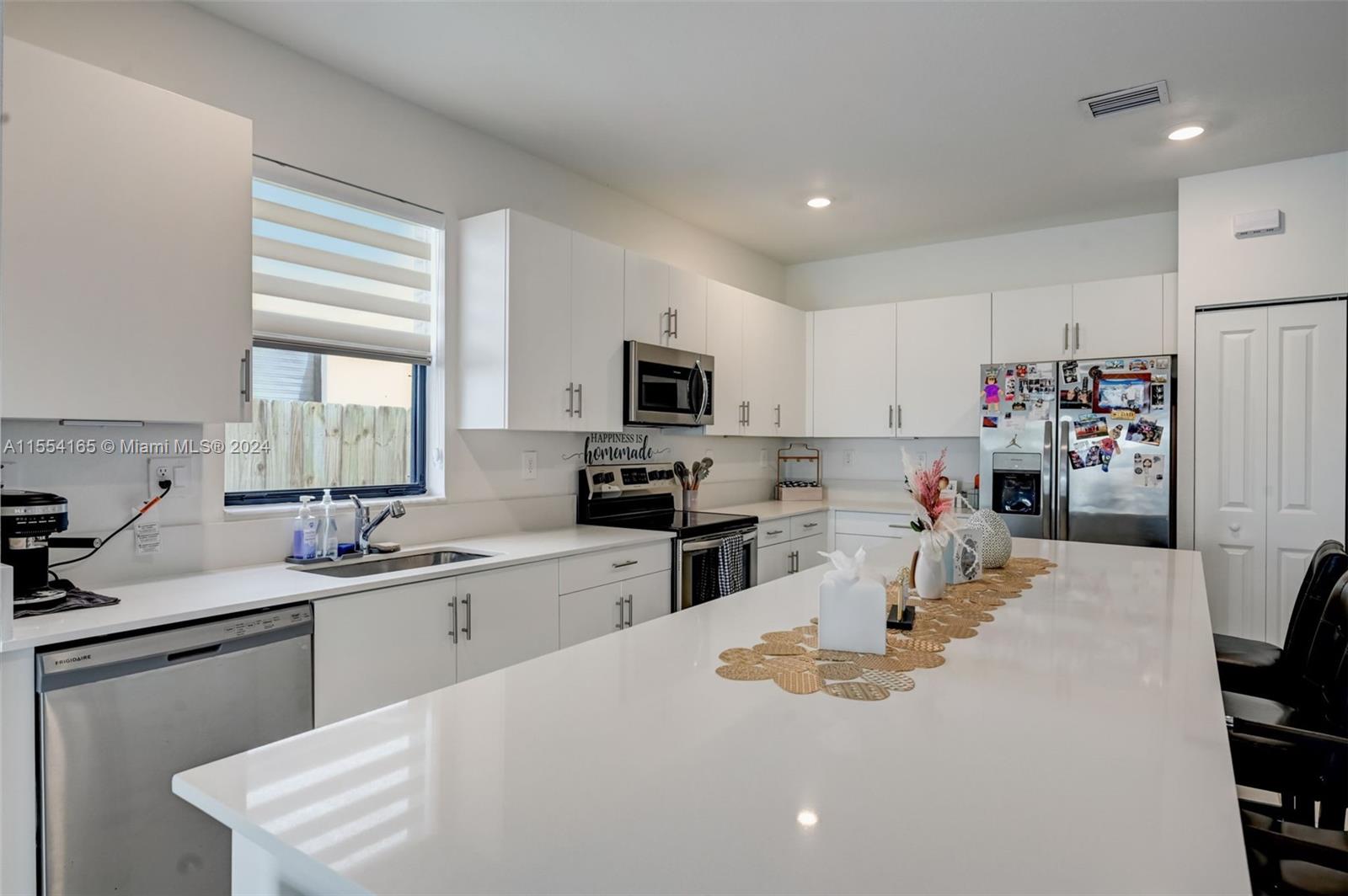 25416 SW 108th Ave, Homestead, Florida 33032, 4 Bedrooms Bedrooms, ,3 BathroomsBathrooms,Residential,For Sale,25416 SW 108th Ave,A11554165