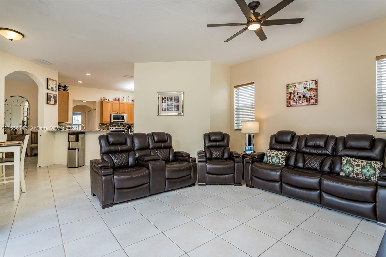16724 NW 8th St 16724, Pembroke Pines, Florida 33028, 4 Bedrooms Bedrooms, ,3 BathroomsBathrooms,Residentiallease,For Rent,16724 NW 8th St 16724,A11556149