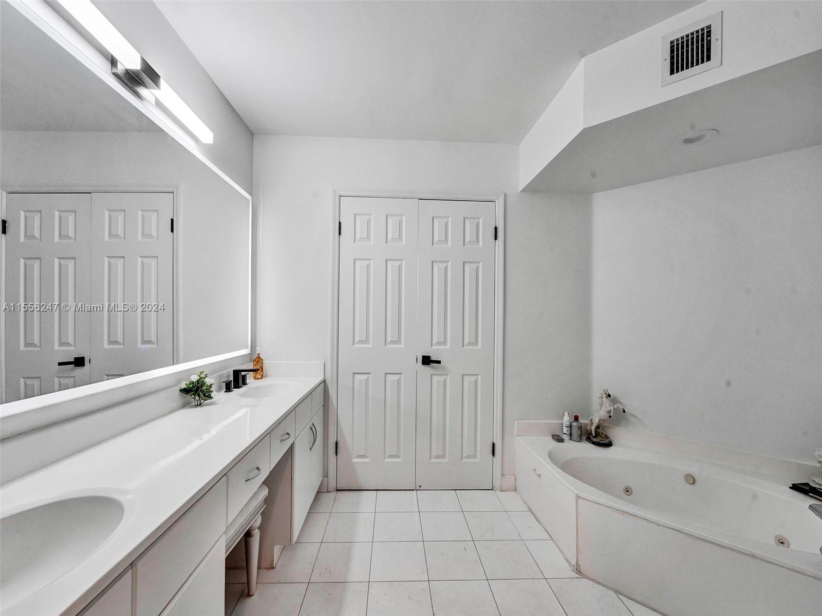 3500 Mystic Pointe Dr 1508, Aventura, Florida 33180, 3 Bedrooms Bedrooms, ,3 BathroomsBathrooms,Residential,For Sale,3500 Mystic Pointe Dr 1508,A11556247