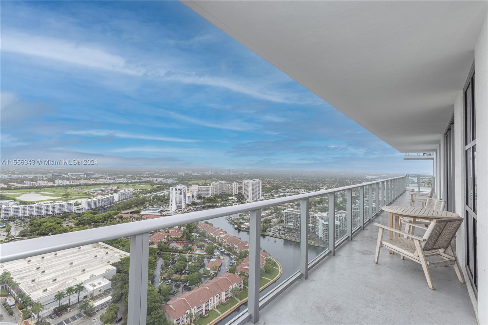 4010 S Ocean Dr T3504, Hollywood, Florida 33019, 3 Bedrooms Bedrooms, ,2 BathroomsBathrooms,Residential,For Sale,4010 S Ocean Dr T3504,A11556343