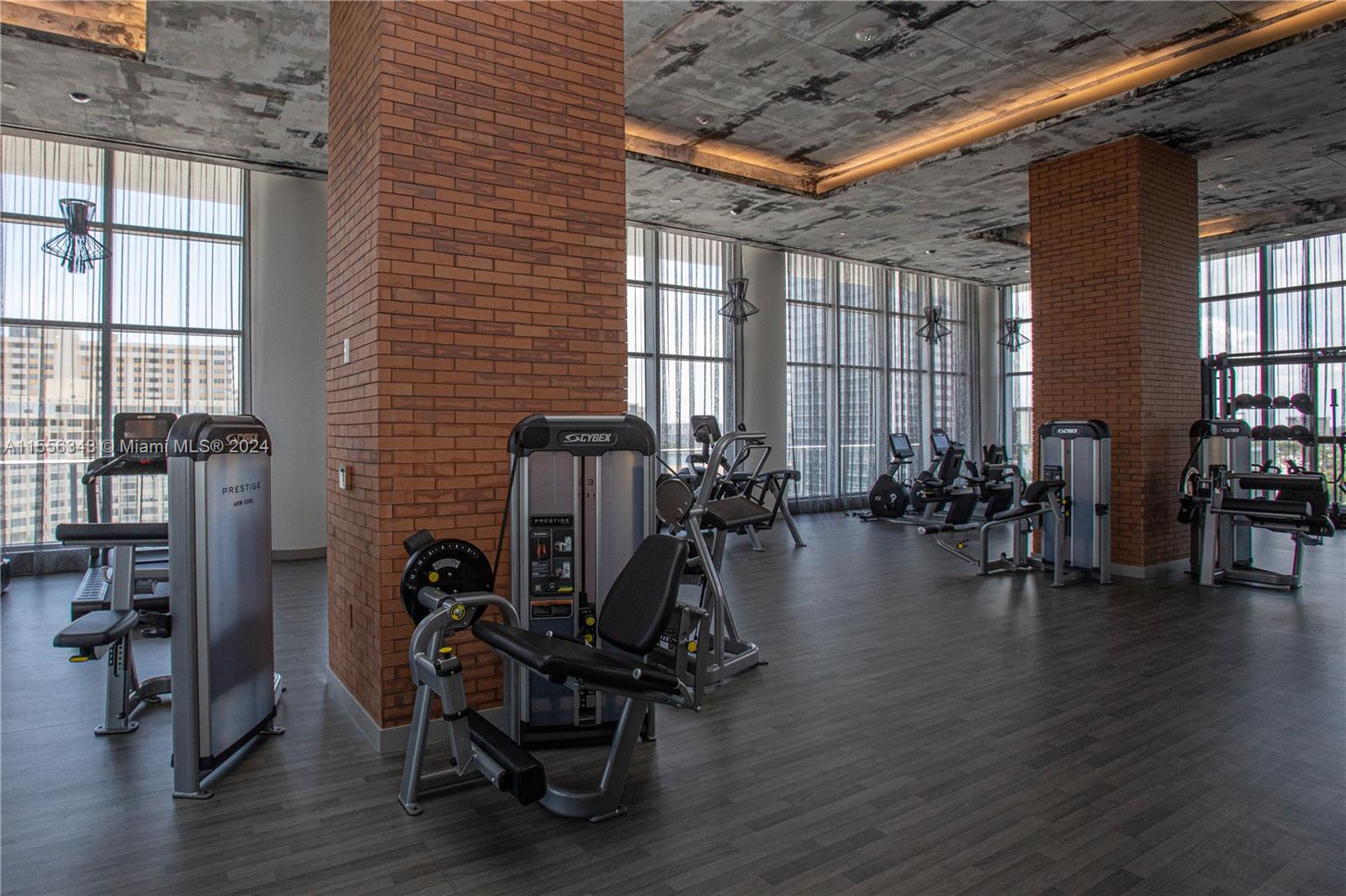 4010 S Ocean Dr T3504, Hollywood, Florida 33019, 3 Bedrooms Bedrooms, ,2 BathroomsBathrooms,Residential,For Sale,4010 S Ocean Dr T3504,A11556343