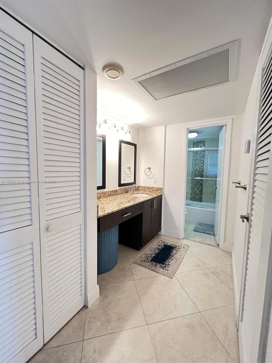 5701 Collins Ave 1614, Miami Beach, Florida 33140, 2 Bedrooms Bedrooms, ,2 BathroomsBathrooms,Residential,For Sale,5701 Collins Ave 1614,A11552478