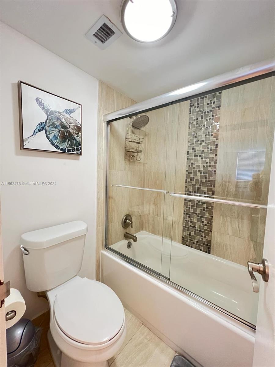 5701 Collins Ave 1614, Miami Beach, Florida 33140, 2 Bedrooms Bedrooms, ,2 BathroomsBathrooms,Residential,For Sale,5701 Collins Ave 1614,A11552478