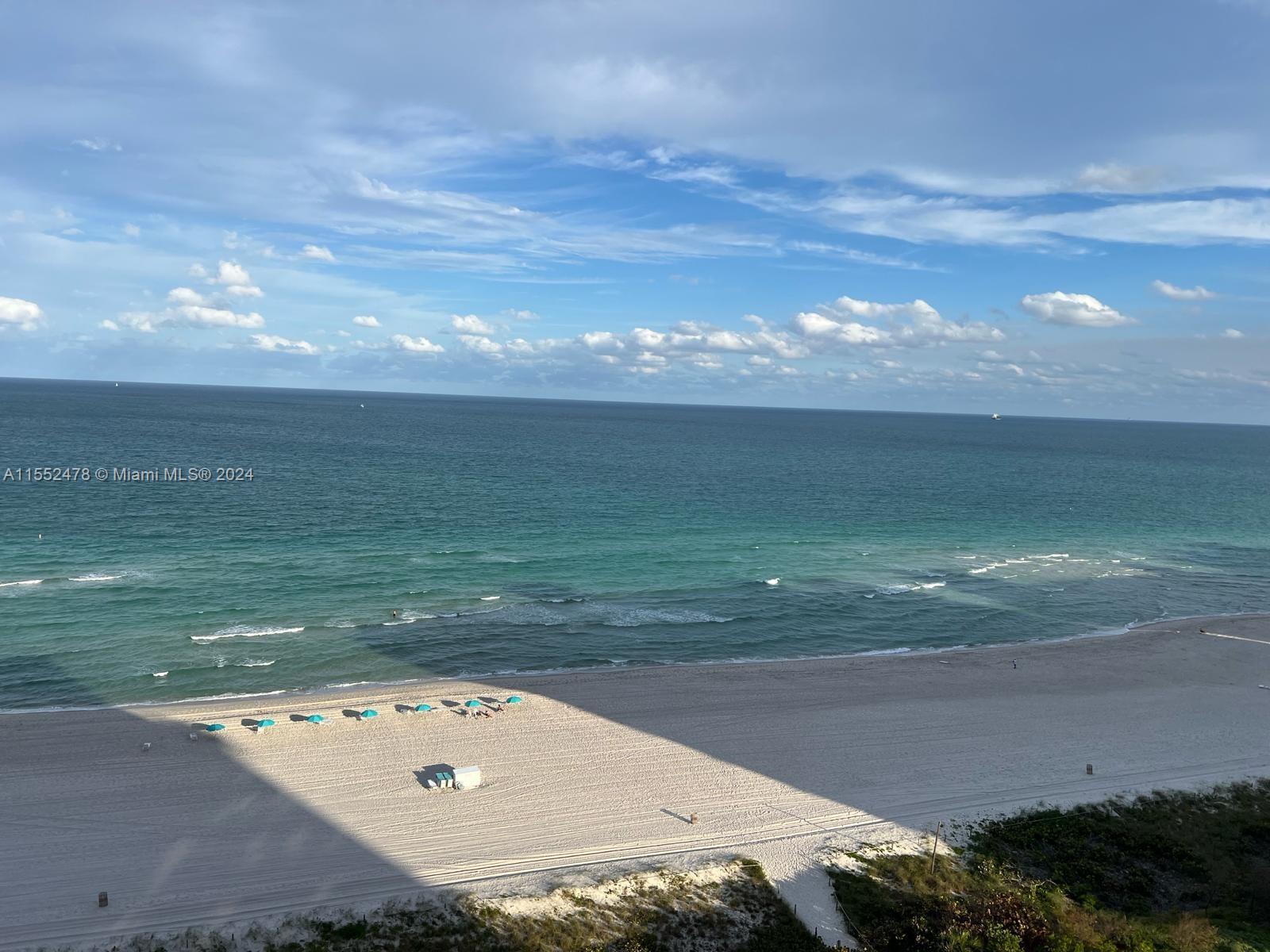 5701 Collins Ave 1614, Miami Beach, Florida 33140, 2 Bedrooms Bedrooms, ,2 BathroomsBathrooms,Residential,For Sale,5701 Collins Ave 1614,A11552478
