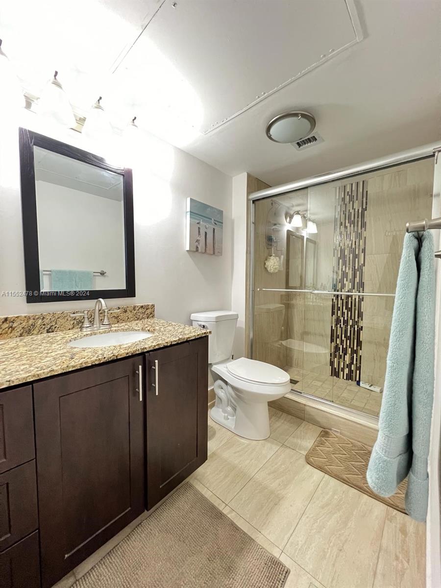 5701 Collins Ave 1614, Miami Beach, Florida 33140, 2 Bedrooms Bedrooms, ,2 BathroomsBathrooms,Residential,For Sale,5701 Collins Ave 1614,A11552478