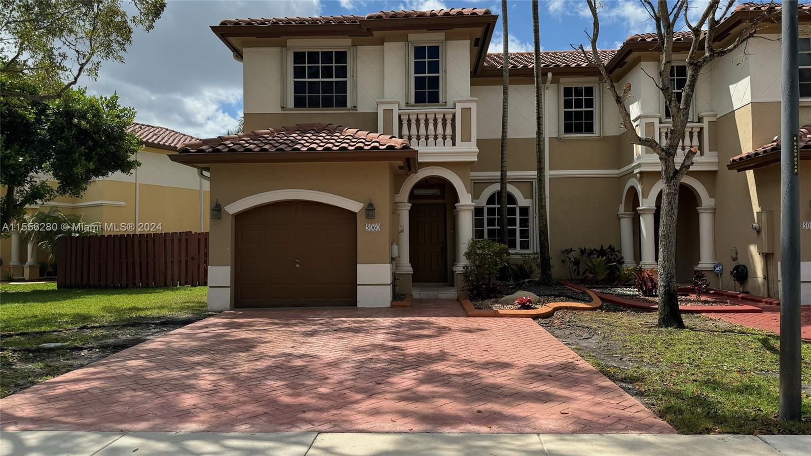 5060 SW 136th Ave  For Sale A11556280, FL