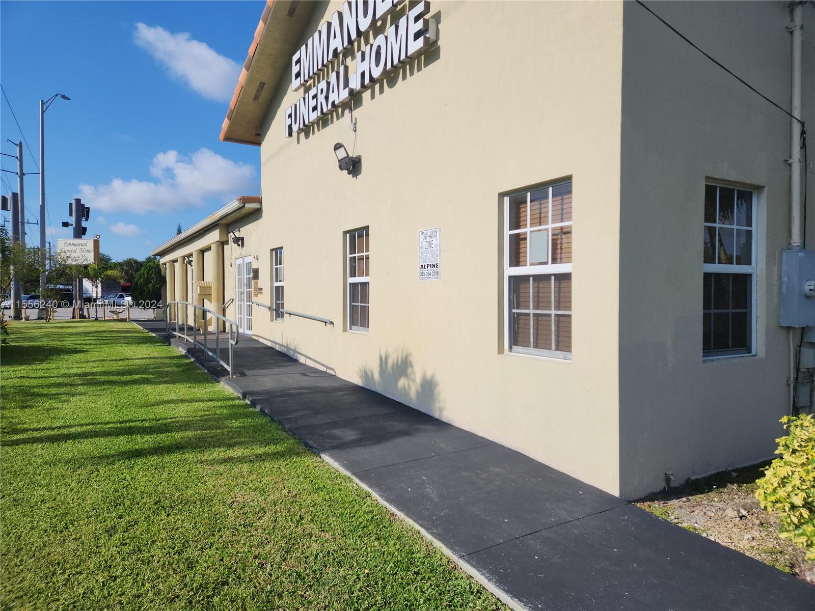 14300 W Dixie Hwy, North Miami, Florida 33161, ,Commercialsale,For Sale,14300 W Dixie Hwy,A11556240