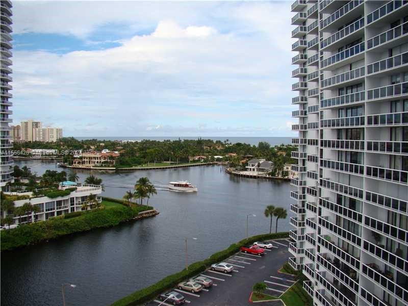 20515 E Country Club Dr 849, Aventura, Florida 33180, 2 Bedrooms Bedrooms, ,2 BathroomsBathrooms,Residential,For Sale,20515 E Country Club Dr 849,A11556425