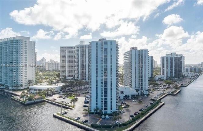 20515 E Country Club Dr 849, Aventura, Florida 33180, 2 Bedrooms Bedrooms, ,2 BathroomsBathrooms,Residential,For Sale,20515 E Country Club Dr 849,A11556425