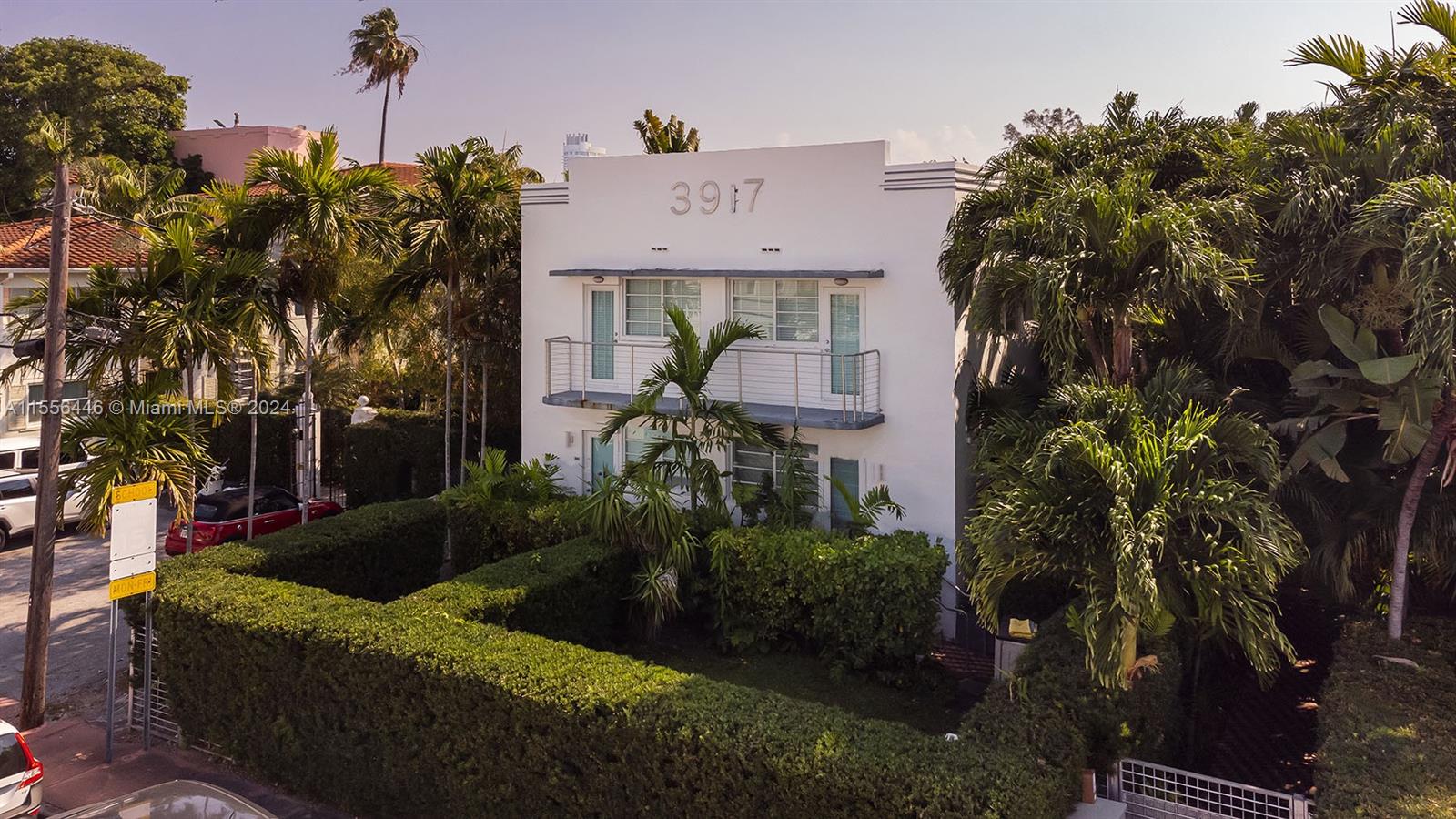 3917 N Meridian Ave 204, Miami Beach, Florida 33140, 1 Bedroom Bedrooms, ,2 BathroomsBathrooms,Residential,For Sale,3917 N Meridian Ave 204,A11556446