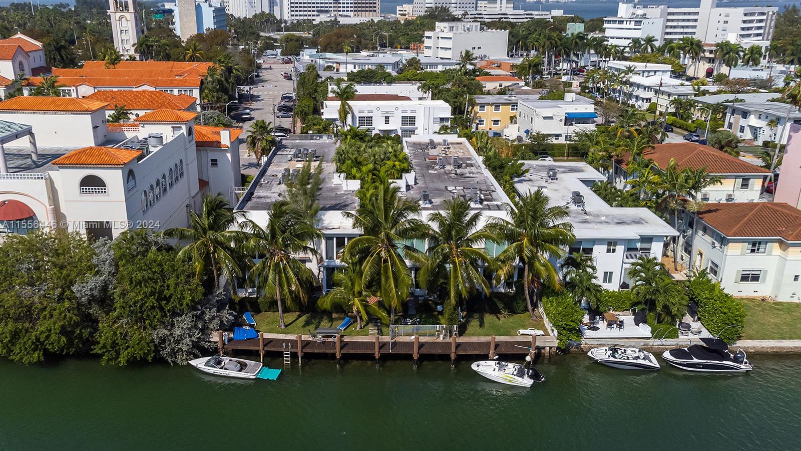 3917 N Meridian Ave 204, Miami Beach, Florida 33140, 1 Bedroom Bedrooms, ,2 BathroomsBathrooms,Residential,For Sale,3917 N Meridian Ave 204,A11556446
