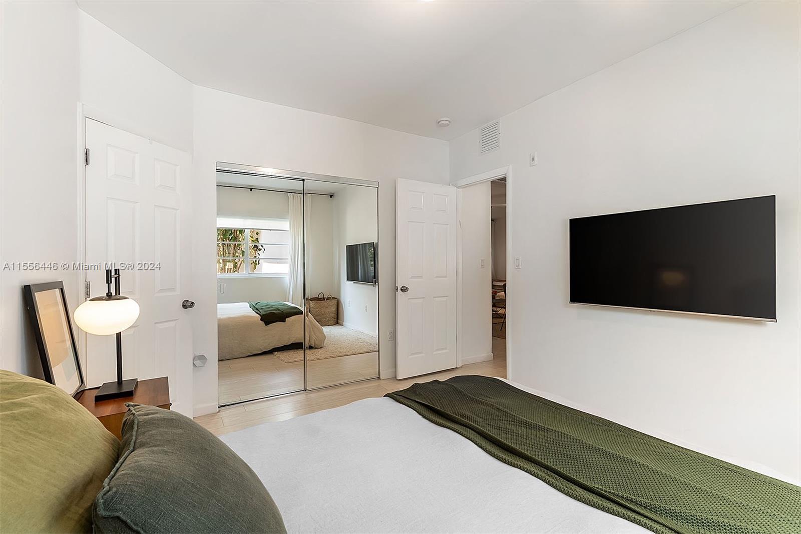 3917 N Meridian Ave 204, Miami Beach, Florida 33140, 1 Bedroom Bedrooms, ,2 BathroomsBathrooms,Residential,For Sale,3917 N Meridian Ave 204,A11556446