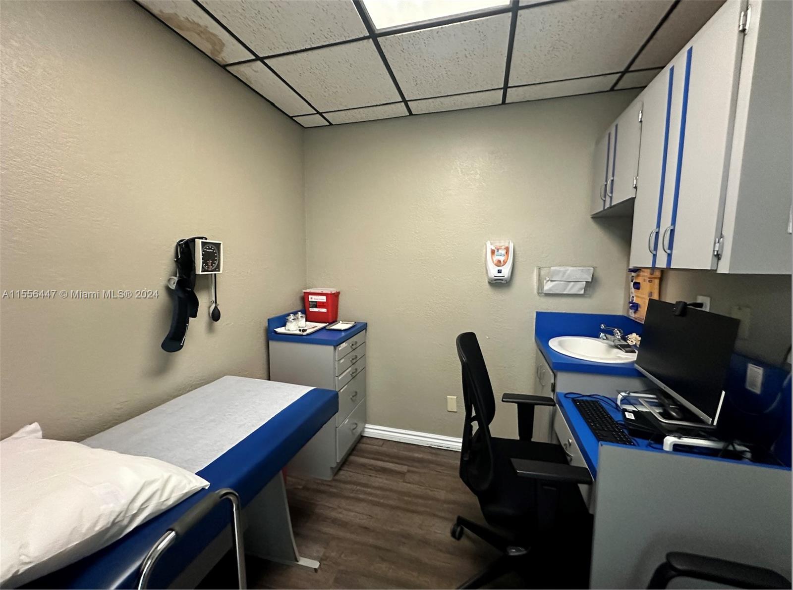 4700 Sheridan St C, Hollywood, Florida 33021, ,Commercialsale,For Sale,4700 Sheridan St C,A11556447