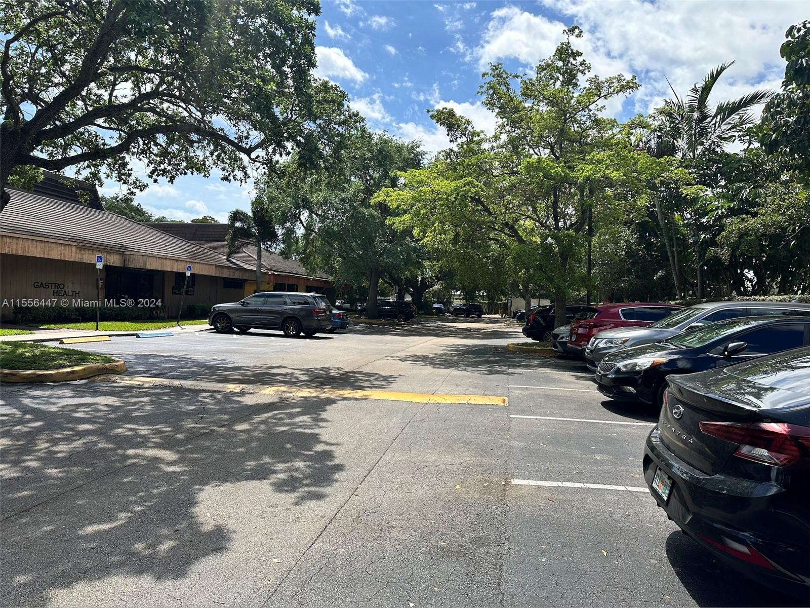 4700 Sheridan St C, Hollywood, Florida 33021, ,Commercialsale,For Sale,4700 Sheridan St C,A11556447