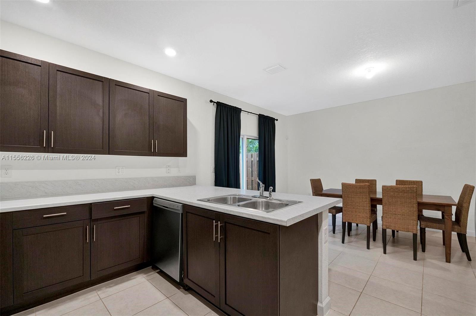 2680 SE 19th St, Homestead, Florida 33035, 3 Bedrooms Bedrooms, ,2 BathroomsBathrooms,Residential,For Sale,2680 SE 19th St,A11556226