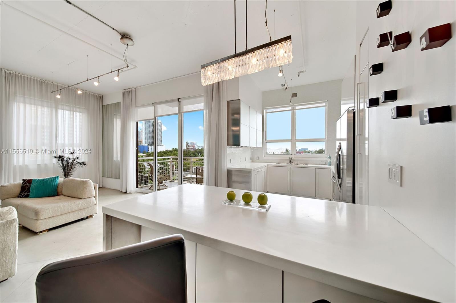 2001 Biscayne Blvd 2520, Miami, Florida 33137, 2 Bedrooms Bedrooms, ,2 BathroomsBathrooms,Residentiallease,For Rent,2001 Biscayne Blvd 2520,A11556510