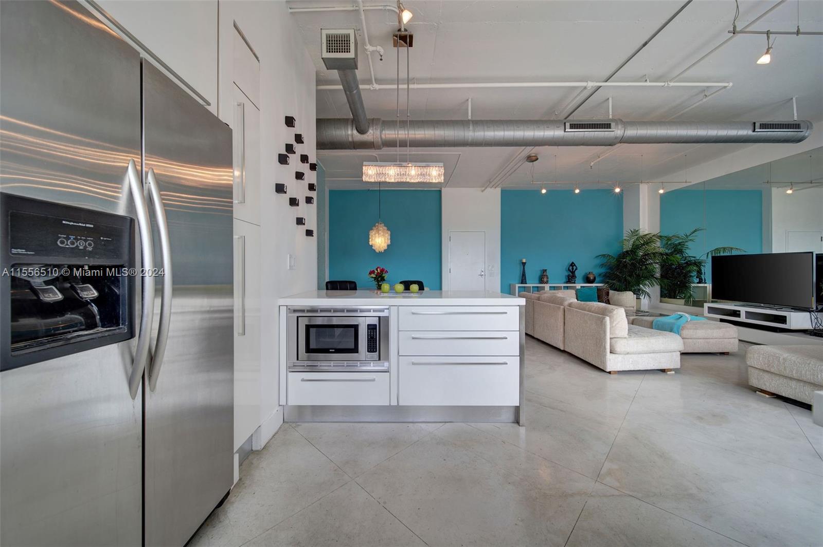 2001 Biscayne Blvd 2520, Miami, Florida 33137, 2 Bedrooms Bedrooms, ,2 BathroomsBathrooms,Residentiallease,For Rent,2001 Biscayne Blvd 2520,A11556510