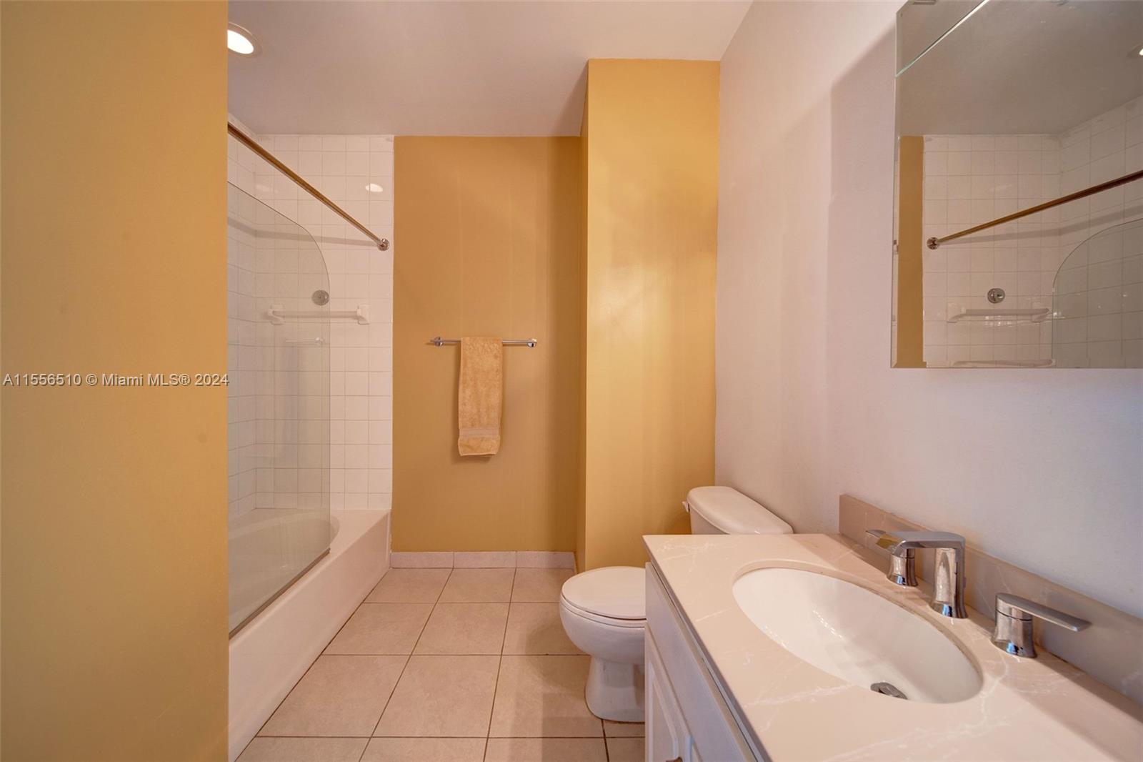 2001 Biscayne Blvd 2520, Miami, Florida 33137, 2 Bedrooms Bedrooms, ,2 BathroomsBathrooms,Residentiallease,For Rent,2001 Biscayne Blvd 2520,A11556510