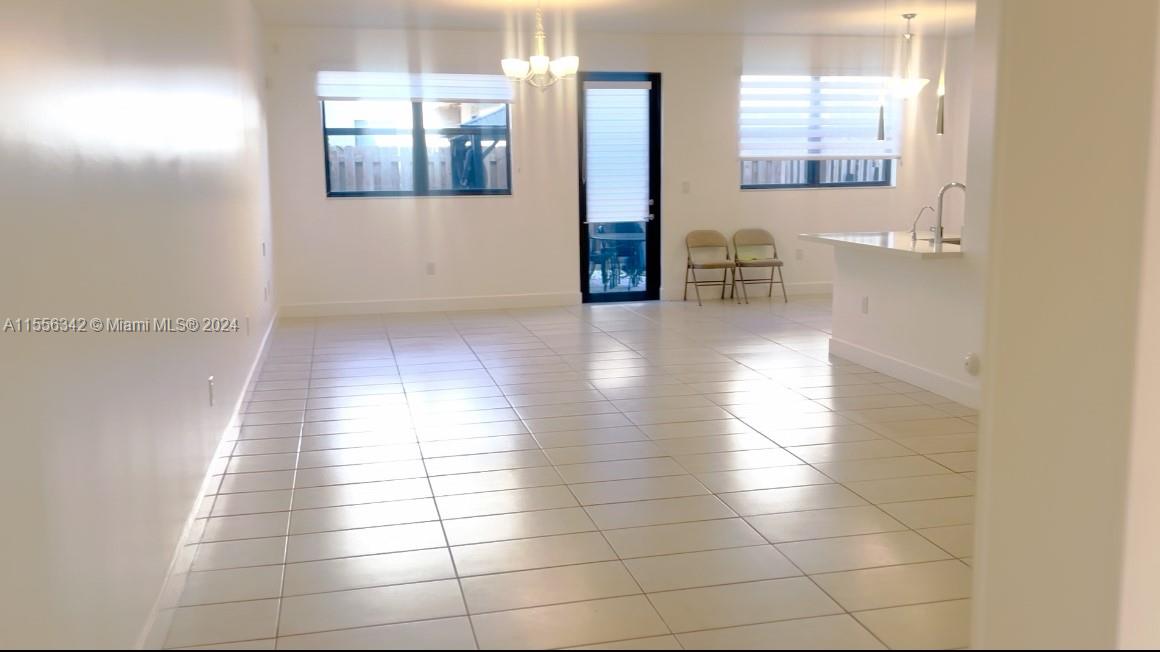 8025 NW 105th Ct, Doral, Florida 33178, 4 Bedrooms Bedrooms, ,3 BathroomsBathrooms,Residential,For Sale,8025 NW 105th Ct,A11556342