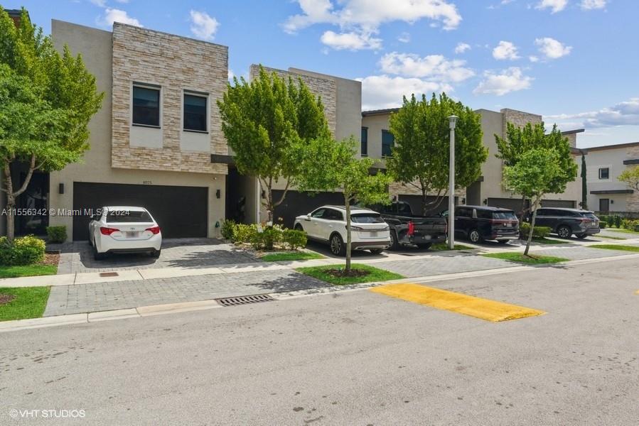 8025 NW 105th Ct, Doral, Florida 33178, 4 Bedrooms Bedrooms, ,3 BathroomsBathrooms,Residential,For Sale,8025 NW 105th Ct,A11556342