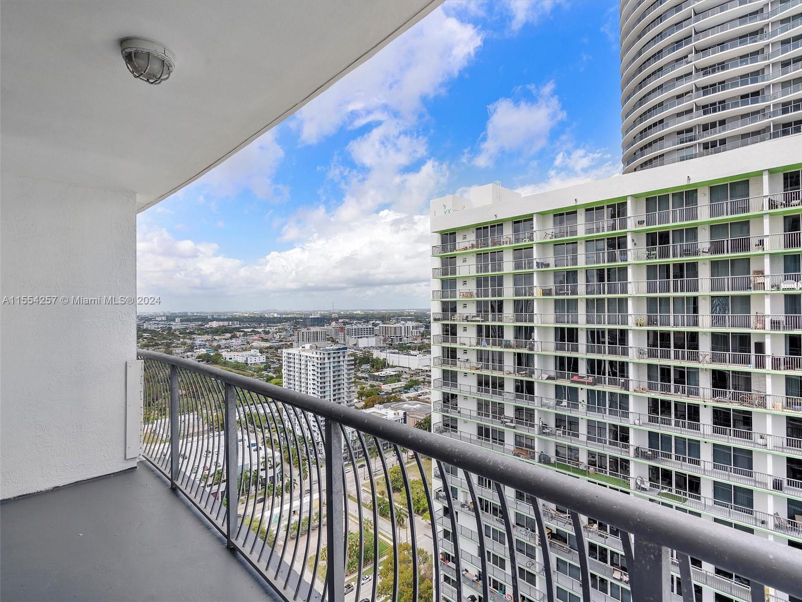 1750 N Bayshore Dr 3407, Miami, Florida 33132, ,1 BathroomBathrooms,Residential,For Sale,1750 N Bayshore Dr 3407,A11554257